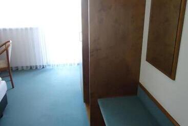 Greenline Hotel Hellfeld