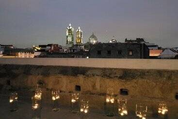 هتل Milo Collection