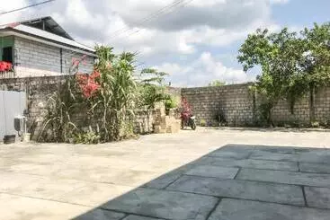 Otel Reddoorz @ Jalan Gelanggang Remaja Waena Jayapura