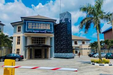 Golden Tulip Garden City Hotel Rivotel