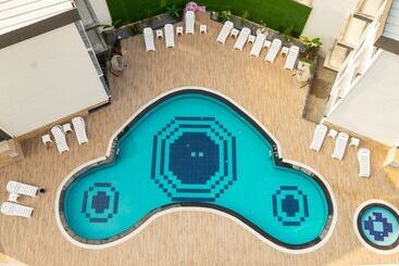 Optimum Luxury Hotel&spa