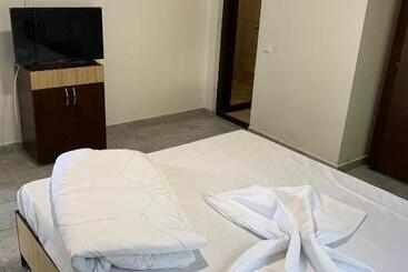 Pensão Casa Steluta De Mare