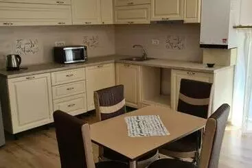 هتل آپارتمان Perla