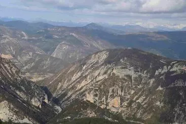 Aamiaismajoitus (B&B) Château De Rosans