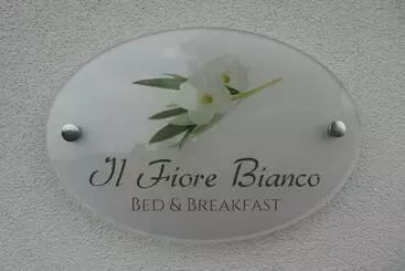 Aamiaismajoitus (B&B) Il Fiore Bianco