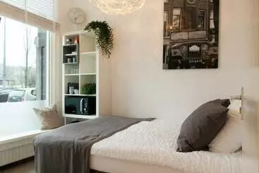 ペンション Lovely Small Apartment In  De Pijp