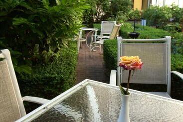 Bed & Breakfast Am Luisenplatz