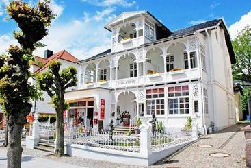 Huoneisto Wellness Villa Miramar