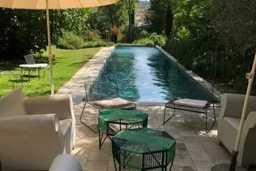 ペンション La Manufacture Royale