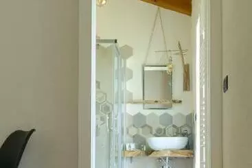 Majatalo Santino S House