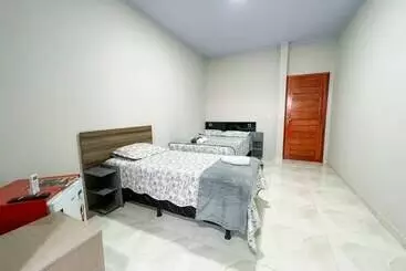 ペンション Pousada Serrana