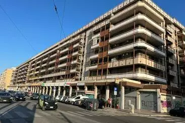 پانسیون Capruzzi Holiday 240