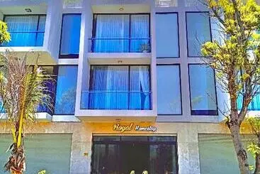 هتل آپارتمان Royal Homestay