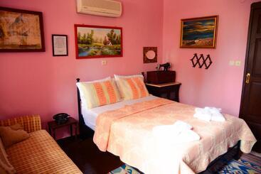 酒店 Cunda Zehra Teyzenin Evi