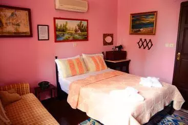 Hotel Cunda Zehra Teyzenin Evi