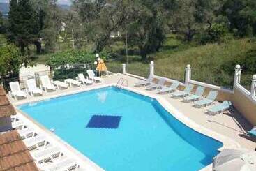 آپارتمان Kalypso Studio Resorts