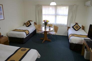 Pegasus Motor Inn And Serviced Apartments