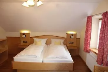 Gasthof Und Pension Neuwirt