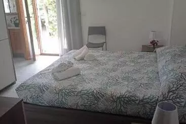 צימר Spiaggia Lazzarettohouse