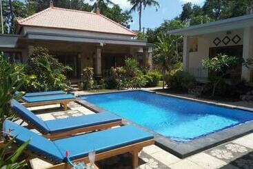 פנסיון Kupu Kupu Guest House