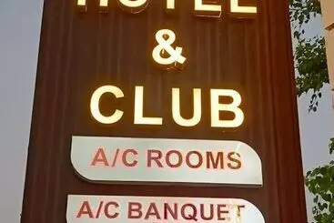 Sun Stone Hotel & Club   Jawai