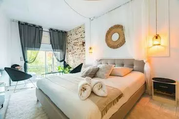 Otel Chambre Unique Lovya, Avec Jacuzzi En Hypercentre