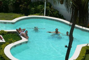 Casa Del Mar Beach Resort