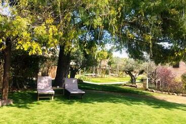 Отель Masía Durbá