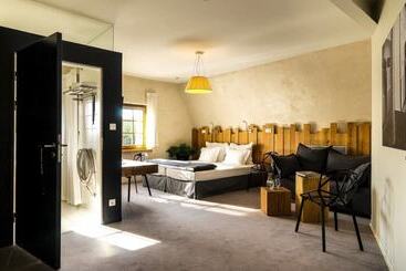 Hot_elarnia Hotel & Spa