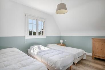 ツーリストアパートメント Maison En Front De Mer 10 Personnes Jardin