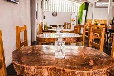 تختخواب و صبحانه Incognito Reggae Rooms