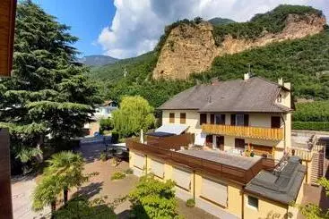 Aamiaismajoitus (B&B) Garni Grüner Baum