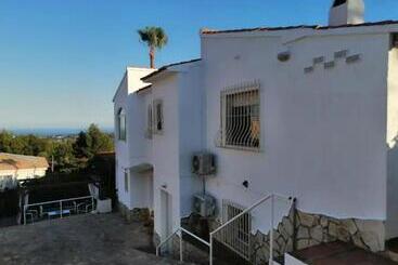 Apartamentos turísticos Casa De La Luz With Hot Tub