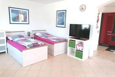 Turist apartmanları Ferienwohnung Alb