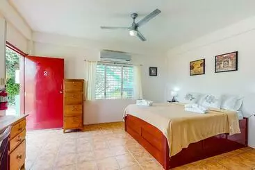 Hotel Willow 2 At Island Cabanas Gold Standard Certified