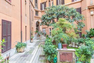 آپارتمان‌های توریست‌ها Auditorium Luxury Apartments