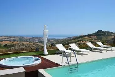 B&b & Spa Novantadieci Club