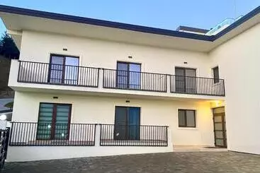 Pensjonat Alpin House Colibita