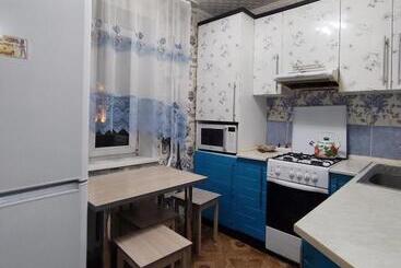 آپارتمان‌های توریست‌ها 1 комнатная квартира на набережной