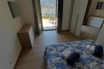 شقق خاصة سياحية Finestra Sul Golfo