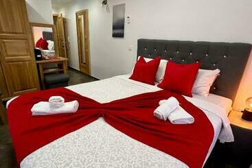 هتل Rooms Valentino