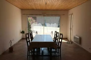 Pensión Maisons De Vacances à Curzon