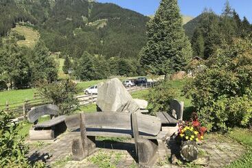 فندق صغير Gasthof Zum Gamsjäger