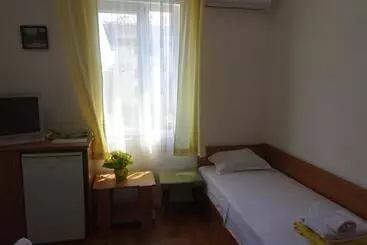 Majatalo Hrisi