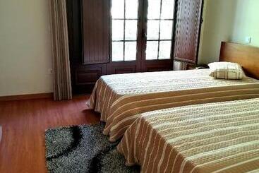 Пансион Restaurante Vessada Alojamento Local