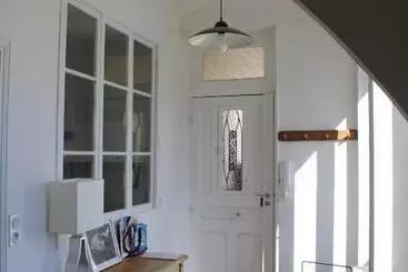 ツーリストアパートメント Superbe Appartement Avec Parking Sur Place