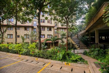 Serene Valley Apartments & Spa