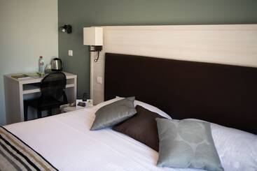 Logis Hotel Restaurant L Escapade