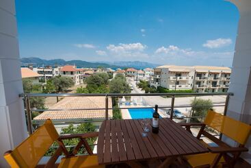 هتل Summertime Inn