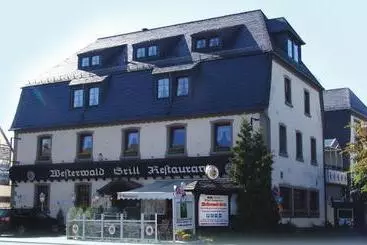 Отель Land & Restaurant Westerwaldgrill